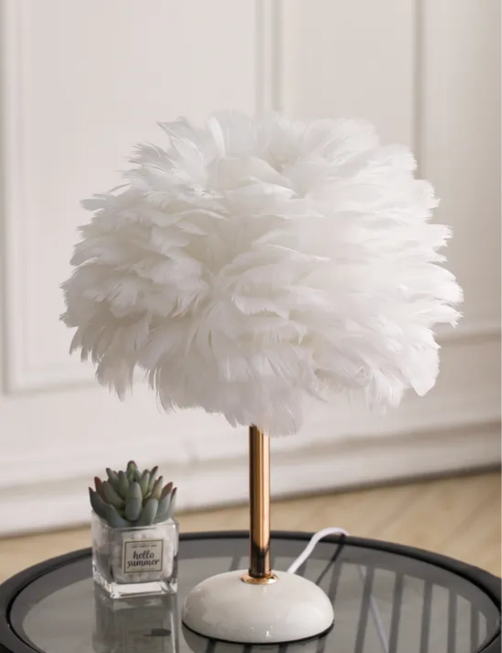 Dreamy Feather Lamp